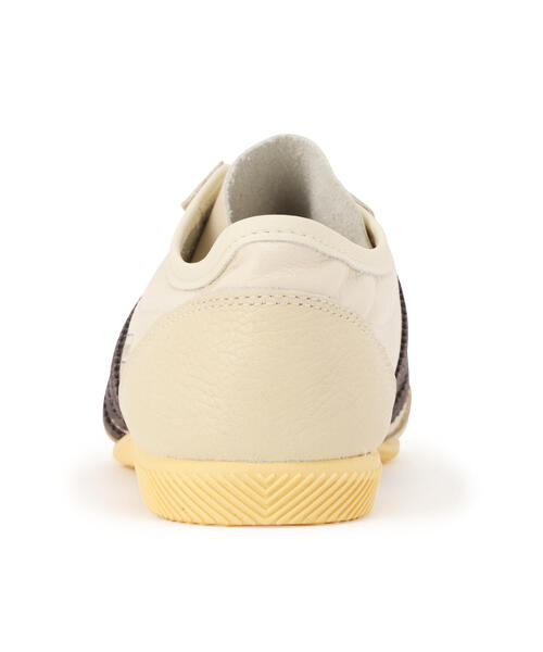 adidas(アディダス)の「adidas Originals/アディダス オリジナルス/FI JAPAN DECON W(スニーカー・レディース・ブラック/ホワイト・23.0cm/24.0cm/22.5cm/23.5cm/24.5cm/22.0cm)」の8枚目の写真