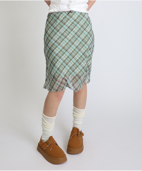 Vini(ヴィニ)の「チェックシアーレイヤードスカート(スカート・レディース・ネイビー/グリーン・MEDIUM)」の4枚目の写真