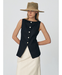 KUME（クメ）の「Linen Boat-neck Vest, Navy（ベスト）」