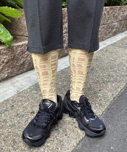 ASICS（アシックス）の「ASICS / GEL-KINETIC FLUENT（スニーカー・レディース・グレー/ブラック・24.5cm/24.0cm/23.5cm/25.0cm/23.0cm）」の15枚目の写真