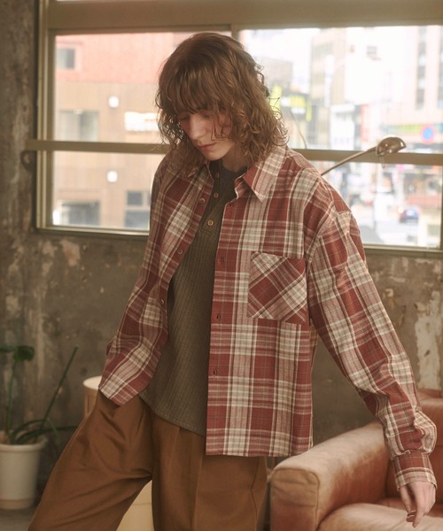 Zooodle（ズードル）の「Contrast checkered shirt - コントラストチェックシャツ -（シャツ/ブラウス・メンズ・レッド/ブルー・MEDIUM/LARGE）」の3枚目の写真