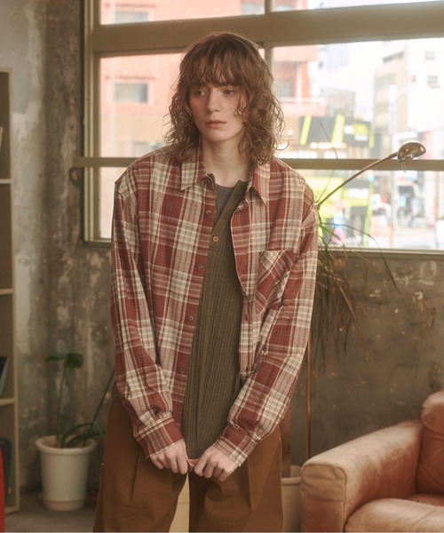 Zooodle（ズードル）の「Contrast checkered shirt - コントラストチェックシャツ -（シャツ/ブラウス・メンズ・レッド/ブルー・MEDIUM/LARGE）」の9枚目の写真