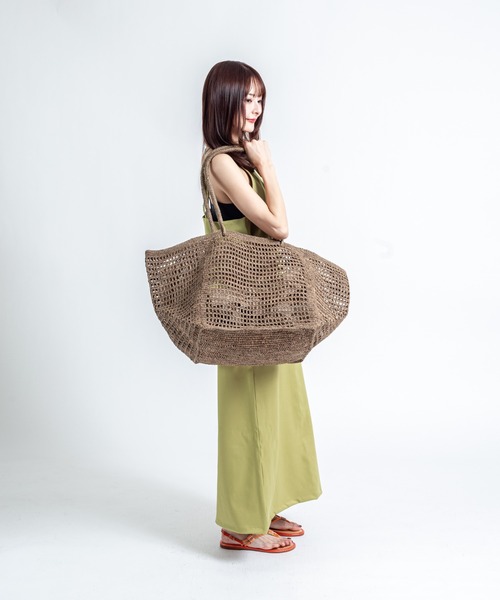 MADE IN MADA（メイドインマダ）の「【MADE IN MADA /メイドインマダ】大きめ　かごバッグ　ラフィア　トートバッグ（かごバッグ・レディース・ベージュ系その他・FREE）」の11枚目の写真