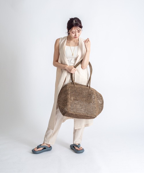 MADE IN MADA（メイドインマダ）の「【MADE IN MADA /メイドインマダ】大きめ　かごバッグ　ラフィア　トートバッグ（かごバッグ・レディース・ベージュ系その他・FREE）」の8枚目の写真
