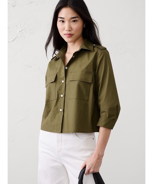 BANANA REPUBLIC FACTORY STORE(バナナリパブリック ファクトリーストア)の「BANANA REPUBLIC FACTORY STORE ポプリン ユーティリティ シャツ(シャツ/ブラウス・レディース・ホワイト/グリーン・M/L/XS/S)」の1枚目の写真