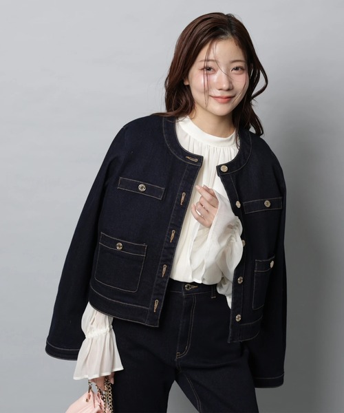 Apuweiser-riche(アプワイザーリッシェ)の「ポイントパーツフレアデニム(その他パンツ・レディース・ライトブルー/ネイビー/グレー・0/1/2)」の9枚目の写真