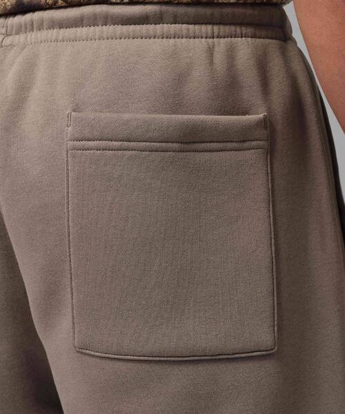 JORDAN BRAND(ジョーダンブランド)の「ジョーダン ブルックリン フリース メンズ オーバーサイズド オープンヘム パンツ / Jordan Brooklyn Fleece Men's Oversized Open-Hem Pants IB7238-040 Olive Grey(スウェットパンツ・メンズ・サンドグレー・XL/S/M/L/2XL)」の10枚目の写真