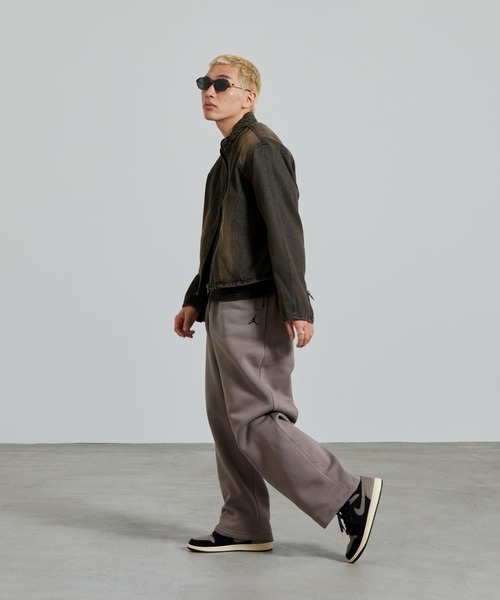 JORDAN BRAND(ジョーダンブランド)の「ジョーダン ブルックリン フリース メンズ オーバーサイズド オープンヘム パンツ / Jordan Brooklyn Fleece Men's Oversized Open-Hem Pants IB7238-040 Olive Grey(スウェットパンツ・メンズ・サンドグレー・XL/S/M/L/2XL)」の5枚目の写真
