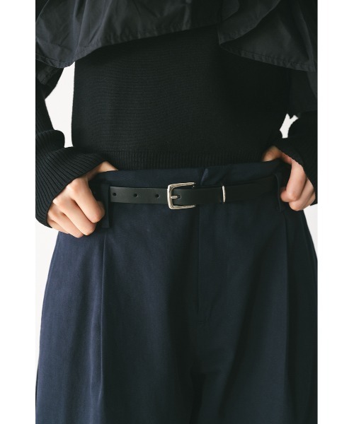 STYLEMIXER（スタイルミキサー）の「サイドタックフォルムパンツ（その他パンツ・レディース・ベージュ/ネイビー・SMALL/MEDIUM）」の17枚目の写真