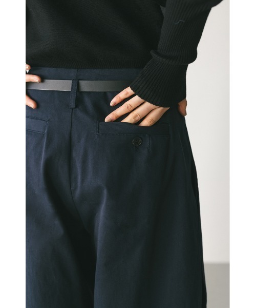 STYLEMIXER（スタイルミキサー）の「サイドタックフォルムパンツ（その他パンツ・レディース・ベージュ/ネイビー・SMALL/MEDIUM）」の21枚目の写真