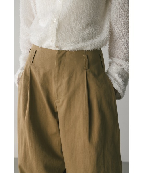 STYLEMIXER（スタイルミキサー）の「サイドタックフォルムパンツ（その他パンツ・レディース・ベージュ/ネイビー・SMALL/MEDIUM）」の7枚目の写真