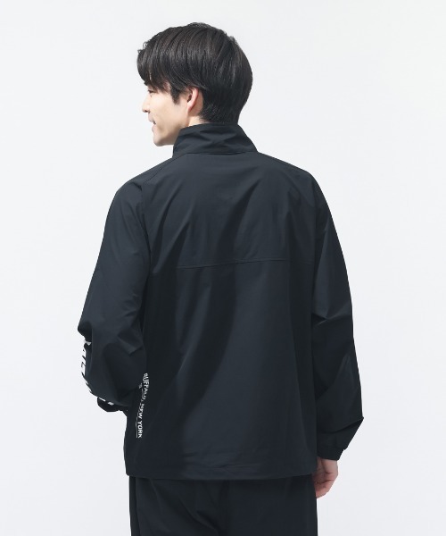 NEW ERA(ニューエラ)の「ニューエラ Woven JKT(ナイロンジャケット・メンズ・ブラック・M/L/LL)」の5枚目の写真