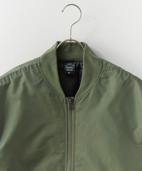 United Athle(ユナイテッドアスレ)の「【UNITED ATHLE】中綿入り コクーンシルエット ツイル地 MA-1 ジャケット 2026年春夏(MA-1・メンズ・ブラック/ネイビー/オリーブ・S/M/L/XL)」の19枚目の写真