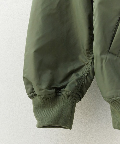 United Athle(ユナイテッドアスレ)の「【UNITED ATHLE】中綿入り コクーンシルエット ツイル地 MA-1 ジャケット 2026年春夏(MA-1・メンズ・ブラック/ネイビー/オリーブ・S/M/L/XL)」の15枚目の写真