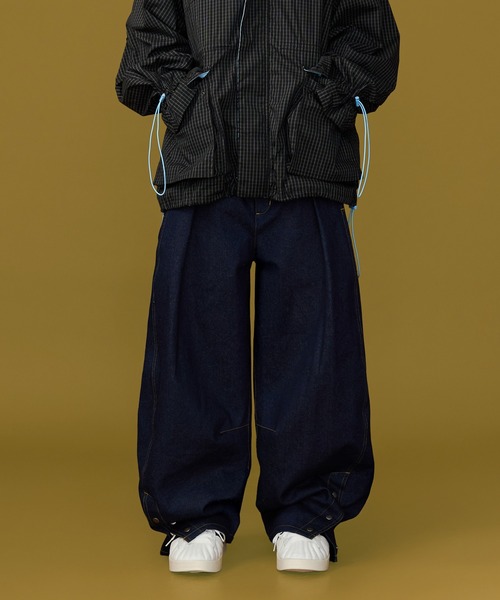 SeeSew(シーソー)の「【UNISEX】DENIM CURVE PANTS/デニムカーブパンツ(デニムパンツ・メンズ・ネイビー/ブラック・M/L)」の18枚目の写真