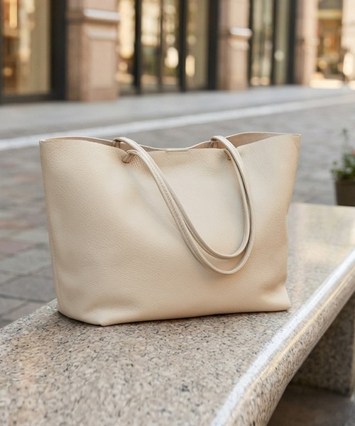 STYLE DELI(スタイルデリ)の「【DELI by】マチありA4シンプルトートバッグ(トートバッグ・レディース・ナチュラル/ブラック・FREE)」の1枚目の写真
