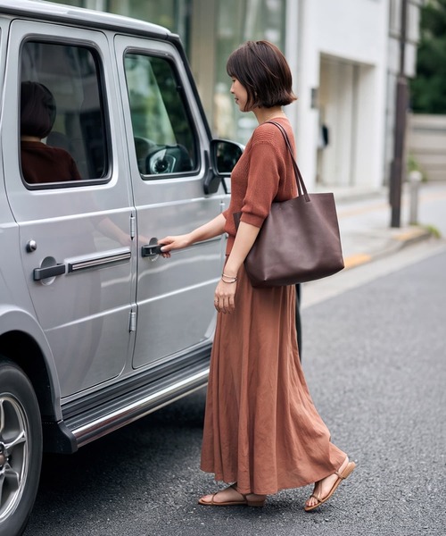STYLE DELI(スタイルデリ)の「【DELI by】マチありA4シンプルトートバッグ(トートバッグ・レディース・ナチュラル/ブラック・FREE)」の3枚目の写真