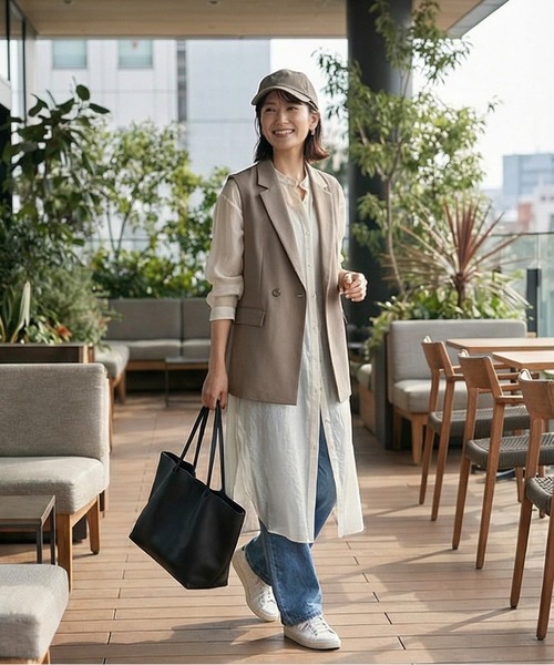 STYLE DELI(スタイルデリ)の「【DELI by】マチありA4シンプルトートバッグ(トートバッグ・レディース・ナチュラル/ブラック・FREE)」の9枚目の写真
