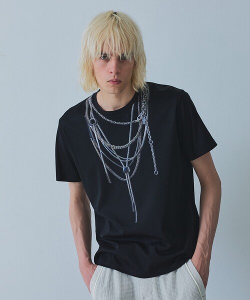 YArKA(ヤーカ)の「【YArKA×5351】ネックレス プリント 半袖 Tシャツ(Tシャツ/カットソー・メンズ・ホワイト/ブラック・44/50/48/46)」の2枚目の写真