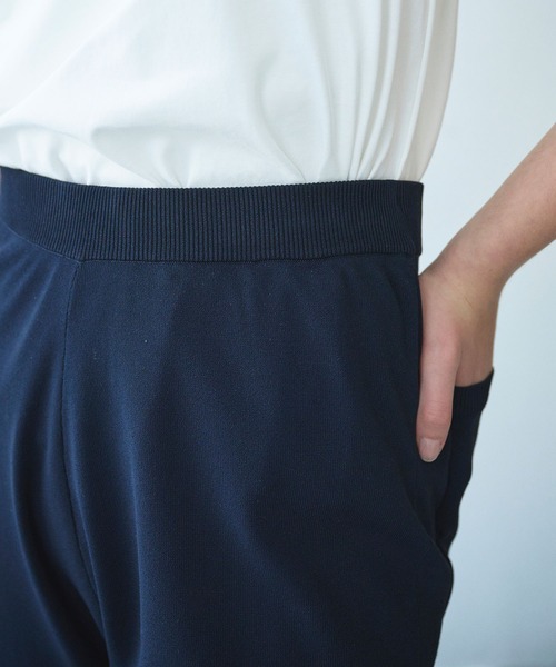N.O.R.C(ノーク)の「ストレートニットパンツ【CLEAN MOTION】(その他パンツ・レディース・ホワイト/ネイビー・S/M)」の4枚目の写真