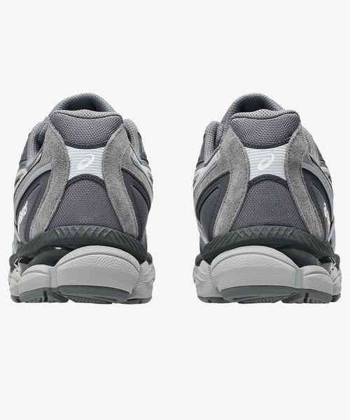 PUBLIC TOKYO(パブリックトウキョウ)の「GEL-NYC 2055(スニーカー・メンズ・グレー/ダークグレー・27/28/27.5)」の6枚目の写真