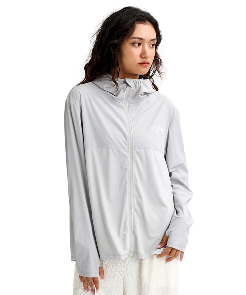 BILLABONG(ビラボン)の「BILLABONG/ビラボン ジップアップ パーカー ラッシュガード UVカット 吸水速乾 接触冷感 撥水 BG013861 UT(パーカー・レディース・ピンク/ライトグレー/ホワイト・M)」の3枚目の写真