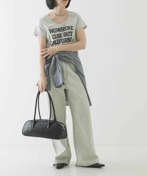 URBAN RESEARCH(アーバンリサーチ)の「『一部別注カラー』SINBONO KIERA SHOULDER BAG(ショルダーバッグ・レディース・ブラック/アイボリー・-)」の4枚目の写真