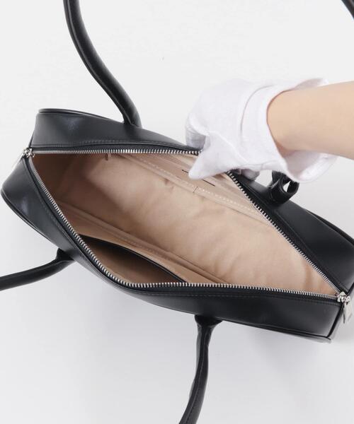 URBAN RESEARCH(アーバンリサーチ)の「『一部別注カラー』SINBONO KIERA SHOULDER BAG(ショルダーバッグ・レディース・ブラック/アイボリー・-)」の9枚目の写真