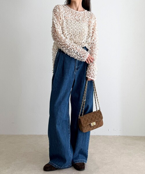 fredy emue（フレディエミュ）の「《セットアップ対応》フォーカスドット刺繍プルオーバー（シャツ/ブラウス・レディース・オフホワイト/ブラック・38）」の6枚目の写真