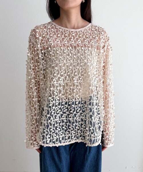 fredy emue（フレディエミュ）の「《セットアップ対応》フォーカスドット刺繍プルオーバー（シャツ/ブラウス・レディース・オフホワイト/ブラック・38）」の10枚目の写真