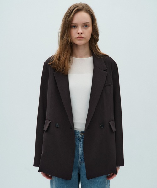 PUBLIC TOKYO(パブリックトウキョウ)の「シルキーツイルダブルジャケット(テーラードジャケット・レディース・ダークグレー/キャメル・1/2)」の13枚目の写真