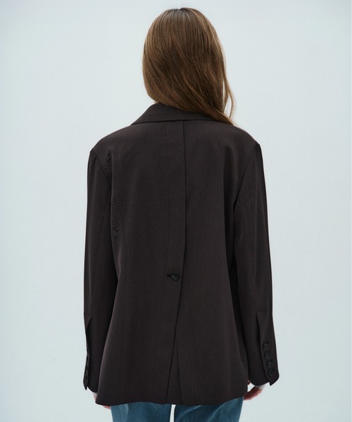 PUBLIC TOKYO(パブリックトウキョウ)の「シルキーツイルダブルジャケット(テーラードジャケット・レディース・ダークグレー/キャメル・1/2)」の15枚目の写真