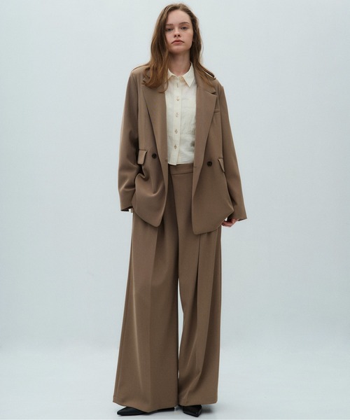 PUBLIC TOKYO(パブリックトウキョウ)の「シルキーツイルダブルジャケット(テーラードジャケット・レディース・ダークグレー/キャメル・1/2)」の21枚目の写真