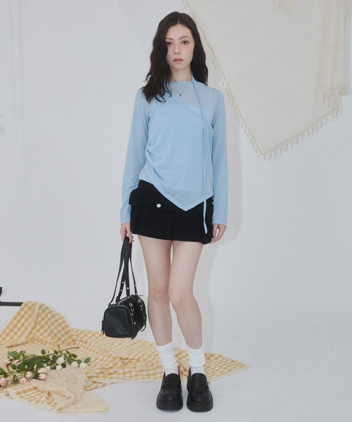 ENVYM(アンビー)の「アシメヘムレイヤードストラップトップス(Tシャツ/カットソー・レディース・ホワイト/チャコールグレー/グレー/サックスブルー・FREE)」の16枚目の写真