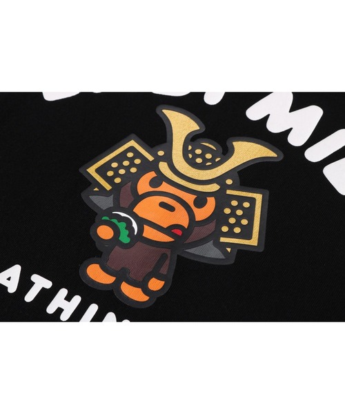A BATHING APE(アベイシングエイプ)の「KABUTO BABY MILO COLLEGE TEE(Tシャツ/カットソー・メンズ・ブラック/ホワイト・X-LARGE/XX-LARGE/MEDIUM/SMALL/LARGE)」の5枚目の写真