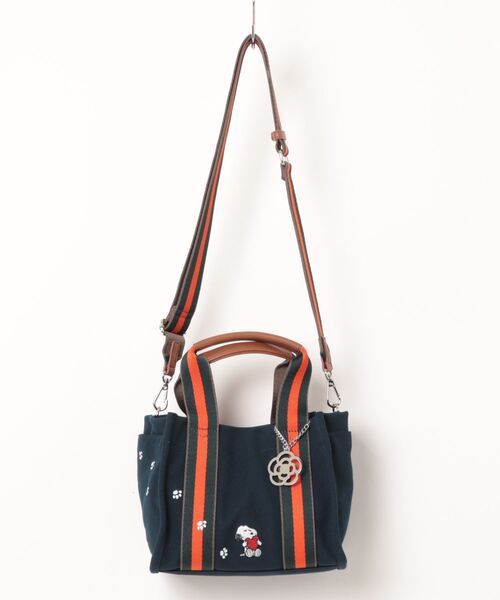 CLATHAS（クレイサス）の「SNOOPYキャンパス ２wayトートバッグ（小）（トートバッグ・レディース・グレー/ベビーピンク/ダークブルー・FREE）」の2枚目の写真
