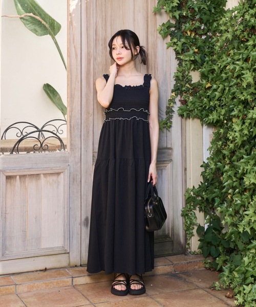 Lallana(ララーナ)の「Gather flare long dress/ギャザーフレアロングワンピース(ワンピース・レディース・ブラック/アイボリー・SMALL/FREE)」の22枚目の写真