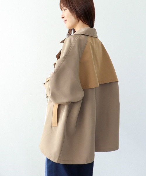 Three Four Time（ｽﾘｰﾌｫｰﾀｲﾑ）の「バイカラーショートトレンチコート（トレンチコート・レディース・ベージュ・FREE）」の3枚目の写真