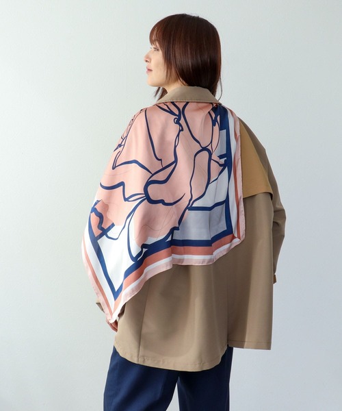 Three Four Time（ｽﾘｰﾌｫｰﾀｲﾑ）の「バイカラーショートトレンチコート（トレンチコート・レディース・ベージュ・FREE）」の14枚目の写真