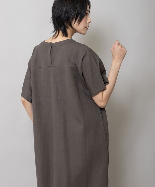 Munich(ミューニック)の「ドライタッチスムースサイドベントTシャツワンピース(ワンピース・レディース・ブラウン/ブラック/ブルーグレー・FREE)」の8枚目の写真