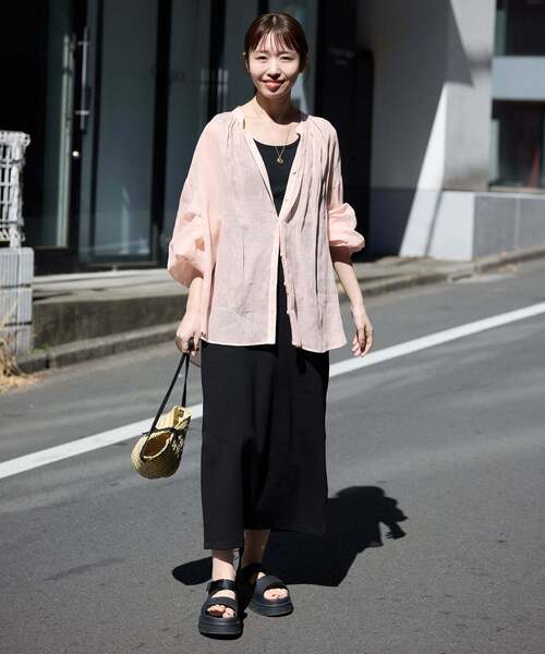 SLOBE IENA(スローブイエナ)の「《追加》ラミースキッパーシャツ(シャツ/ブラウス・レディース・ホワイト/ピンク/ブラック/サックスブルー・FREE)」の14枚目の写真