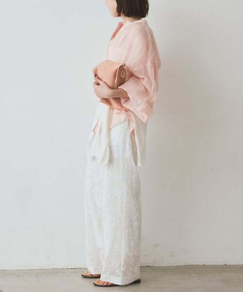 SLOBE IENA(スローブイエナ)の「《追加》ラミースキッパーシャツ(シャツ/ブラウス・レディース・ホワイト/ピンク/ブラック/サックスブルー・FREE)」の21枚目の写真