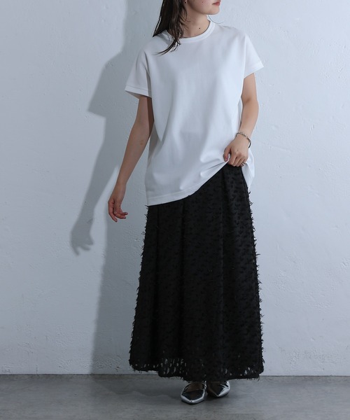 COLONY 2139(コロニートゥーワンスリーナイン)の「エンザイムダンボールドロップショルダープルオーバー(Tシャツ/カットソー・レディース・ブラウン/ホワイト/チャコールグレー/ブラック・MEDIUM/SMALL)」の9枚目の写真