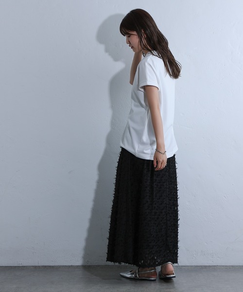 COLONY 2139(コロニートゥーワンスリーナイン)の「エンザイムダンボールドロップショルダープルオーバー(Tシャツ/カットソー・レディース・ブラウン/ホワイト/チャコールグレー/ブラック・MEDIUM/SMALL)」の10枚目の写真