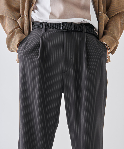 EDIFICE（エディフィス）の「ストライプ サイド アジャスト ワイド パンツ（その他パンツ・メンズ・ブラック/チャコールグレー・SMALL/MEDIUM/LARGE）」の7枚目の写真