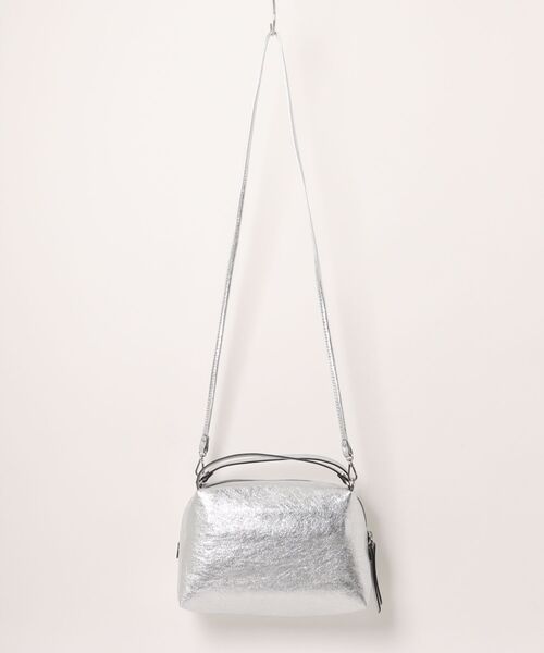 Tiara（ティアラ）の「【Gianni Chiarini/ジャンニキャリーニ】ショルダーバッグ（ALIFA）（ショルダーバッグ・レディース・シルバー・FREE）」の2枚目の写真