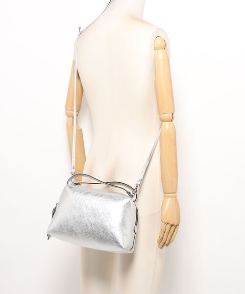 Tiara（ティアラ）の「【Gianni Chiarini/ジャンニキャリーニ】ショルダーバッグ（ALIFA）（ショルダーバッグ・レディース・シルバー・FREE）」の5枚目の写真