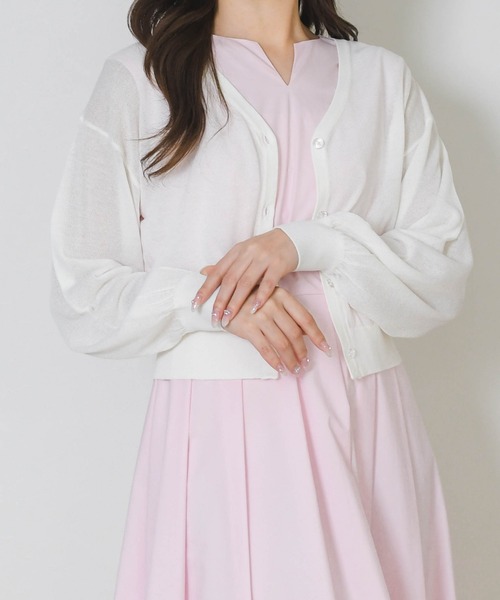 31 Sons de mode(トランテアン ソン ドゥ モード)の「2026春夏新作 Vネックシアーカーディガン(カーディガン/ボレロ・レディース・ブラック/ピンク/オフホワイト/ブルー・フリ-)」の14枚目の写真