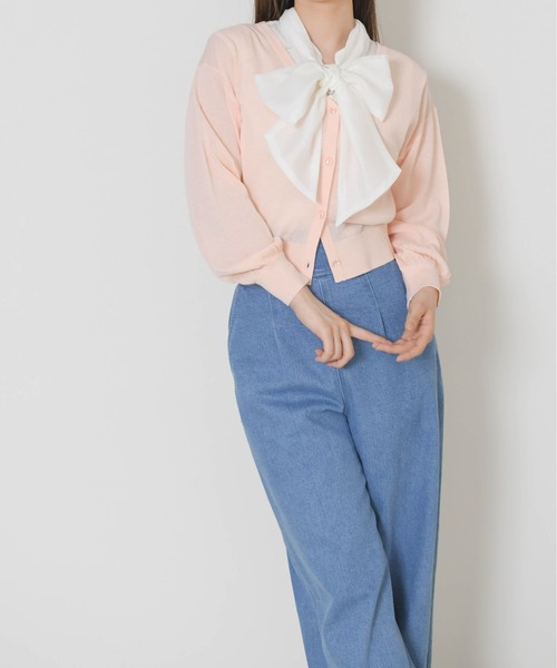 31 Sons de mode(トランテアン ソン ドゥ モード)の「2026春夏新作 Vネックシアーカーディガン(カーディガン/ボレロ・レディース・ブラック/ピンク/オフホワイト/ブルー・フリ-)」の12枚目の写真