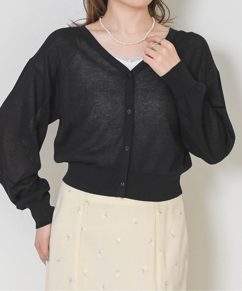 31 Sons de mode(トランテアン ソン ドゥ モード)の「2026春夏新作 Vネックシアーカーディガン(カーディガン/ボレロ・レディース・ブラック/ピンク/オフホワイト/ブルー・フリ-)」の22枚目の写真